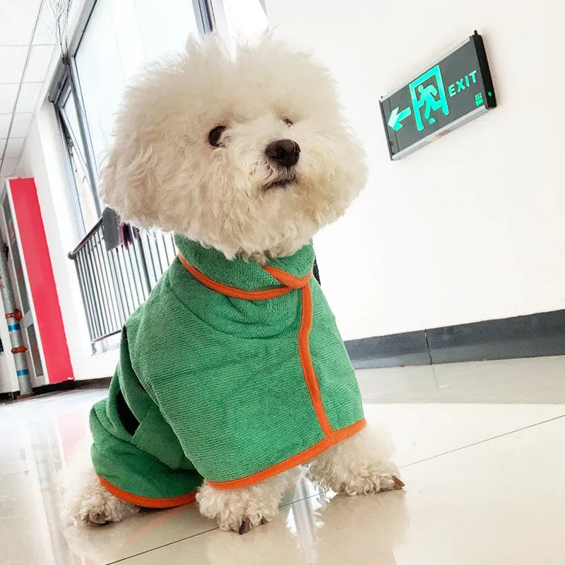 Fluffy Pet Bathrobe — Quick-Dry Microfiber Towel Robe for Dogs & Cats